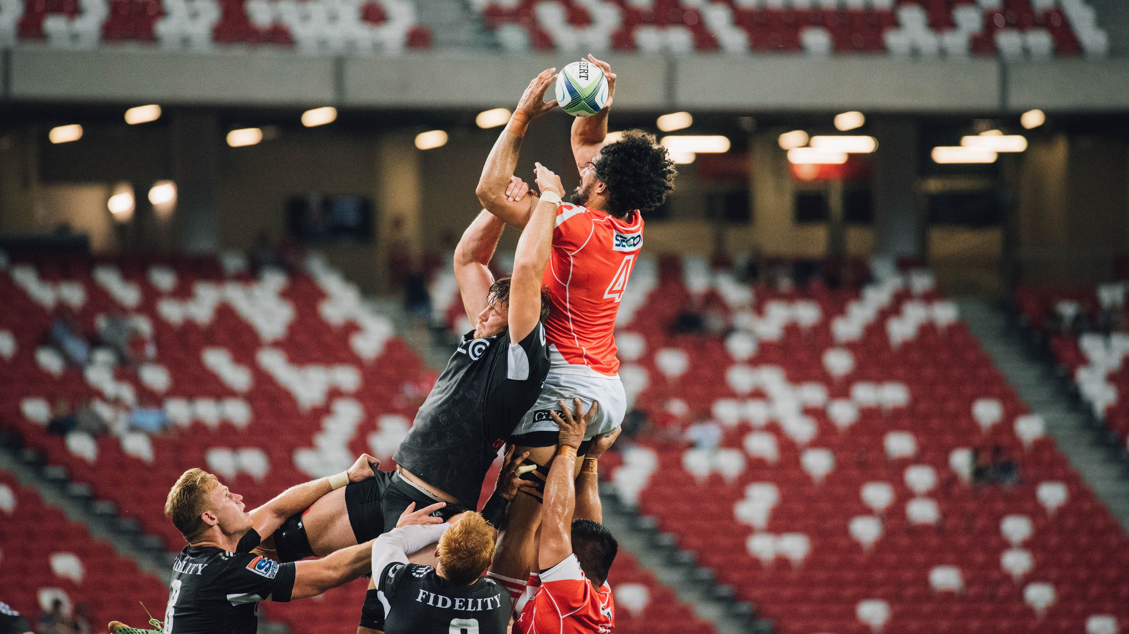 厄德高，当枫叶遇上黄黑墙，舞台越大他越强